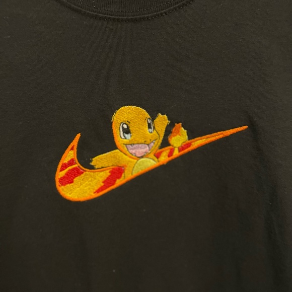 Charmander Pokémon shirt - Picture 5 of 6